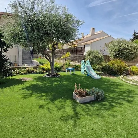 Villa Grande Avec Piscine Proche Des Plages Du